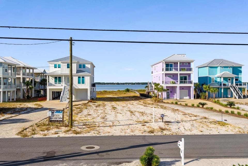 Luna Sea House in Pensacola Beach