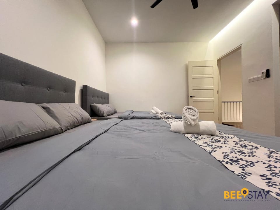 SS2 Landed in Petaling Jaya for 8 Pax Villa in Pahang, Malaysia