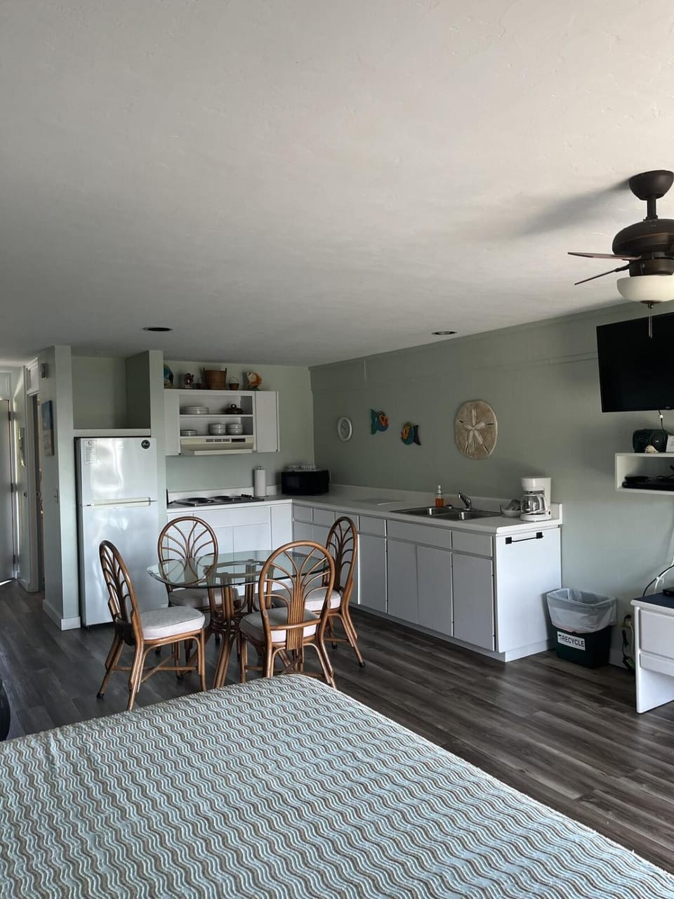 Unit 226 Beautiful Cedar key Apartment in Cedar Key