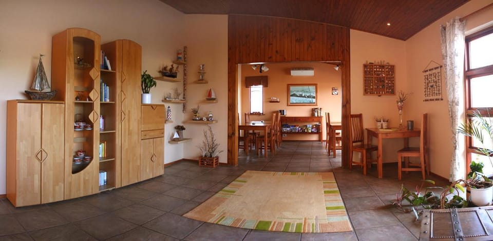 Lounge or bar