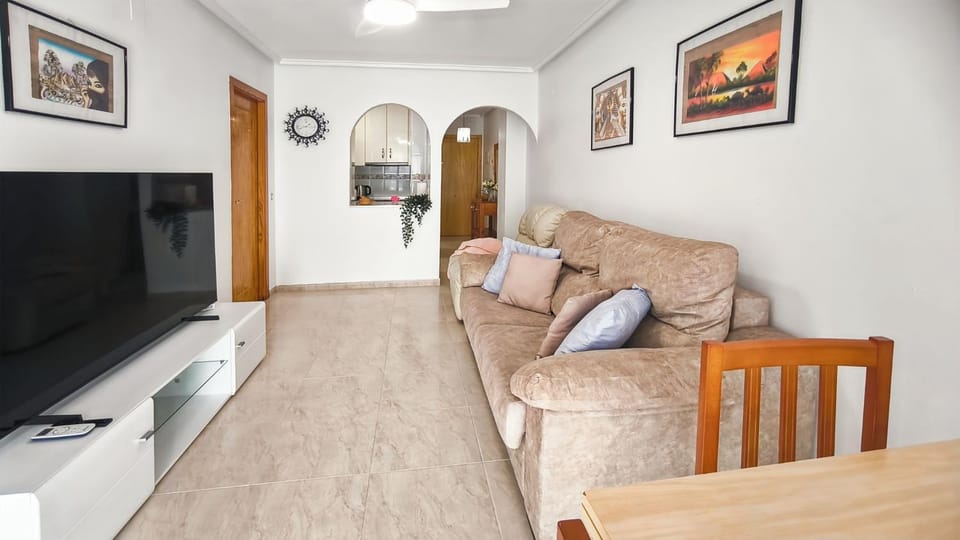 Communal lounge/ TV room, TV and multimedia, Living room, Decorative detail