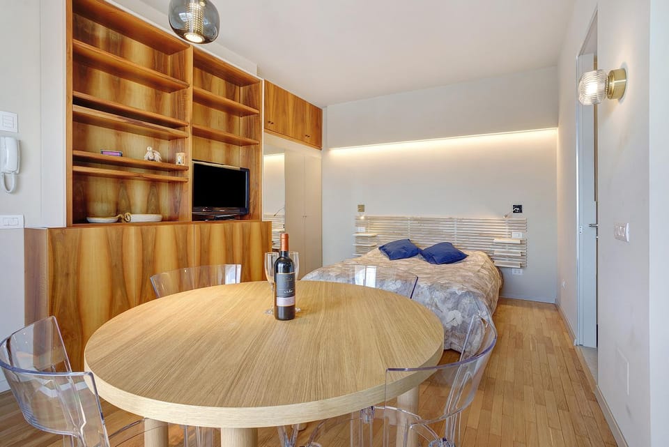 Property building, Living room