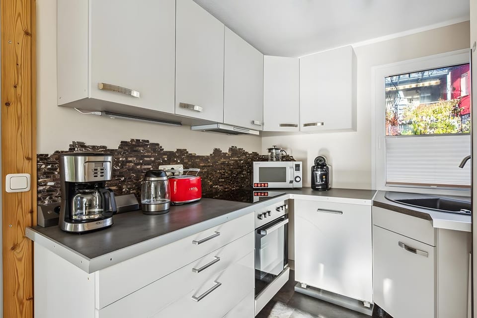 Kitchen or kitchenette, Living room