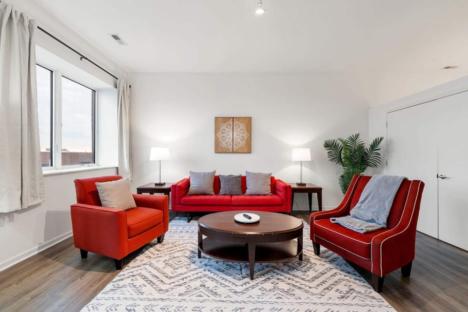 Living room, Seating area