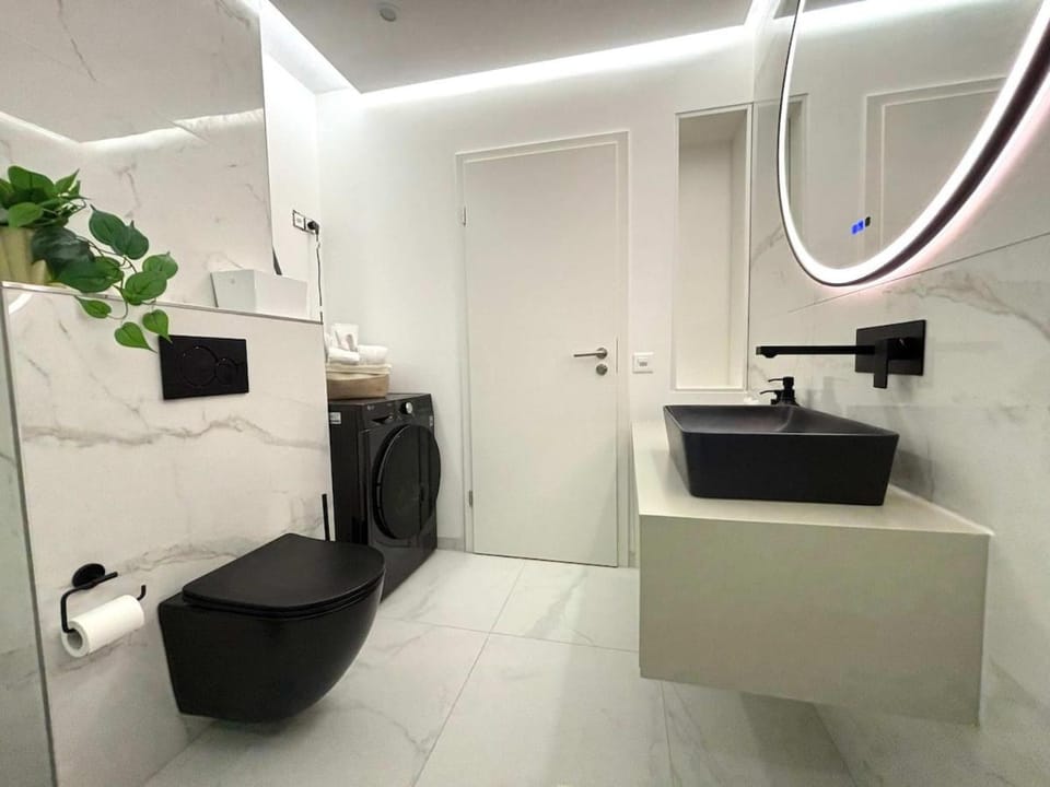 Modern and Peaceful Renovated Apartment in Riehen Apartment in Riehen