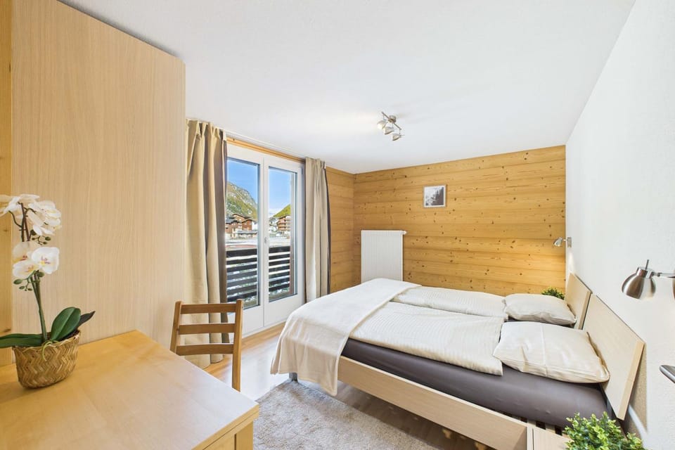 Family-friendly apartment with mountain views Apartment in Canton of Valais