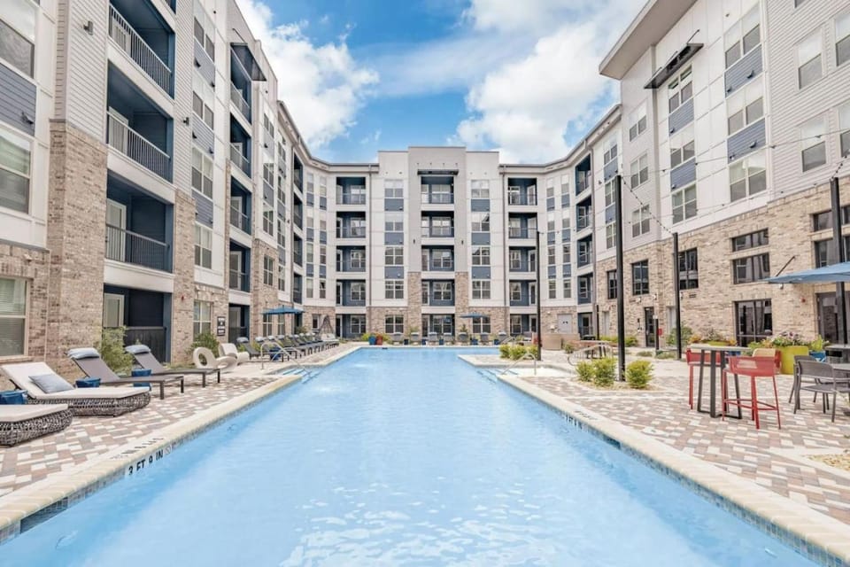 Grandview Getaway, Fitness Center, Secure Parking Apartment in Vestavia Hills