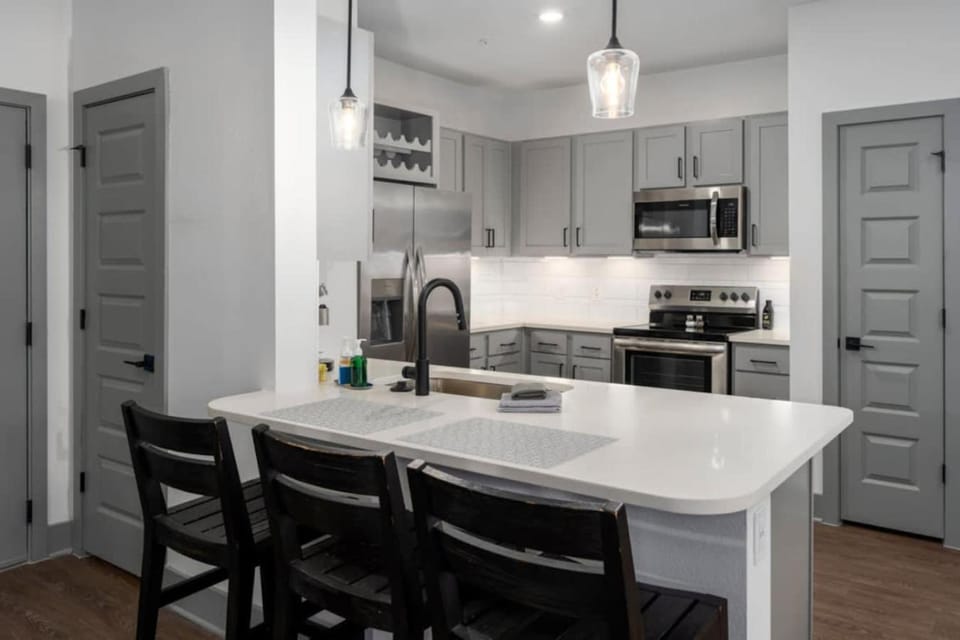 Grandview Getaway, Fitness Center, Secure Parking Apartment in Vestavia Hills