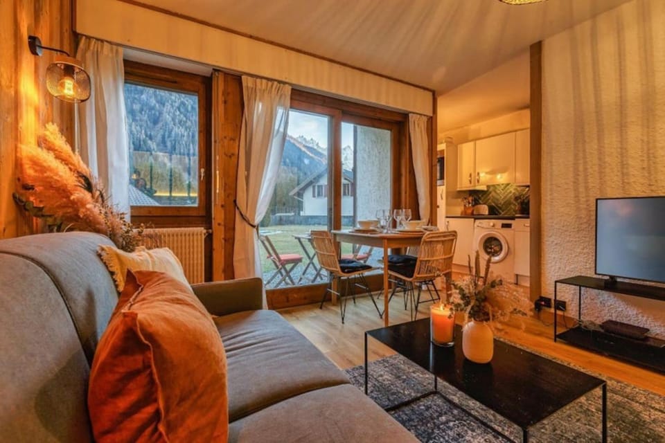 Argy - Apart Moderne - Vue MtBlanc - 5mn Pistes - Parking Apartment in Chamonix