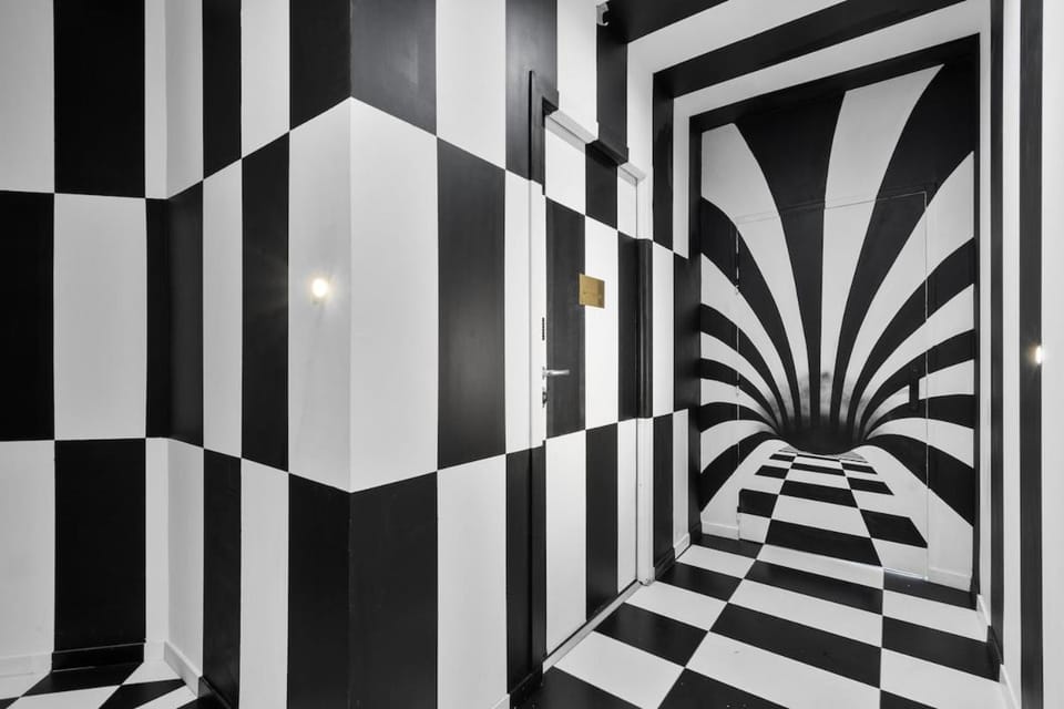 YourSuite Studio Premium à Thème Apartment in Île-de-France