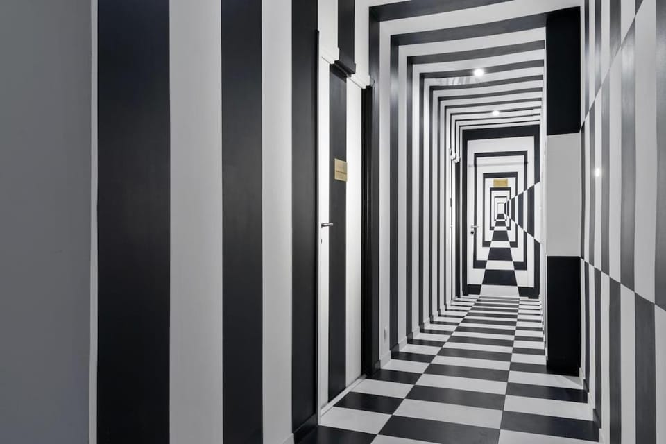 YourSuite Studio Premium à Thème Apartment in Île-de-France