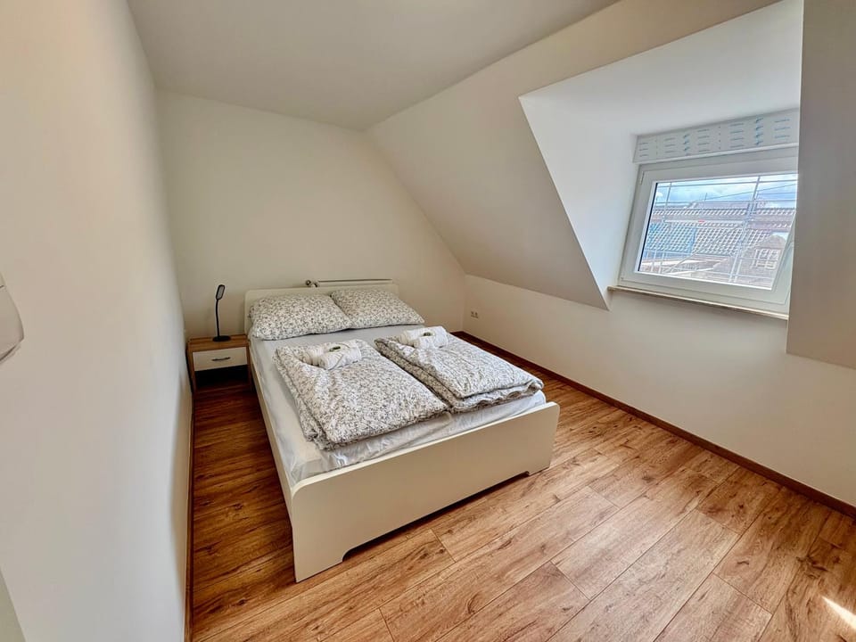 92 City Rooms Vacation rental in Koblenz