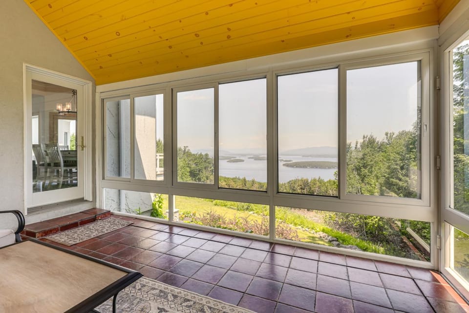 Million-Dollar Mtn Views! Gilford 'Gilded Loon' House in Gilford