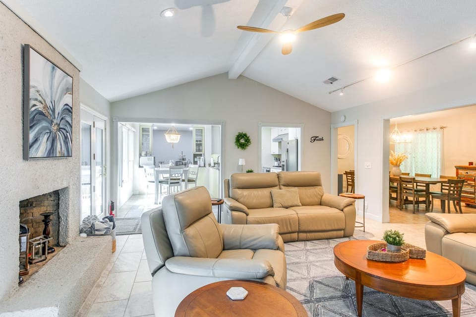 Near Beach! St Simons Island Gem in Golf Community House in Saint Simons Island
