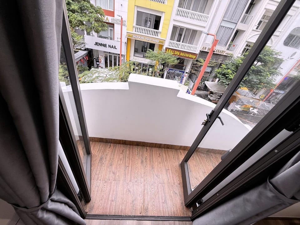 View (from property/room), Balcony/Terrace