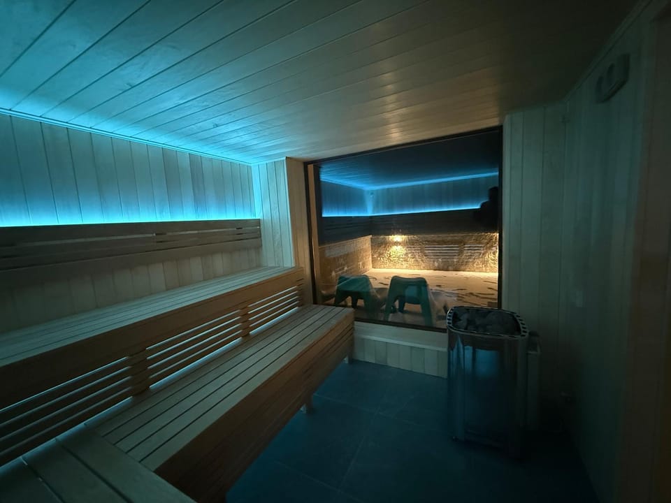 Sauna, Spa and wellness centre/facilities