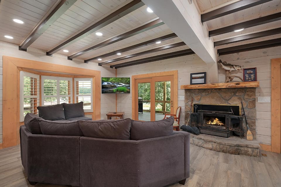 Lazy Lake Loft House in Union County