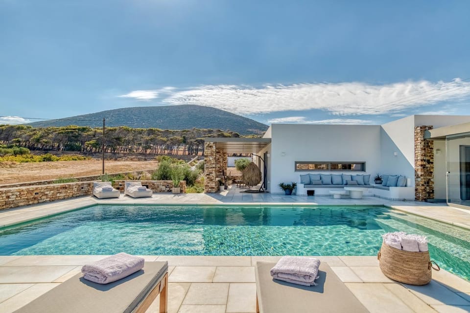 Mountain view, Pool view, Swimming pool, Swimming pool