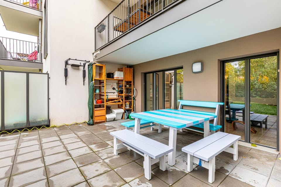 GuestReady - Charming stay with a small garden Apartment in Île-de-France