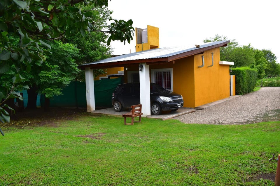Property building, Garden, Garden view, Parking