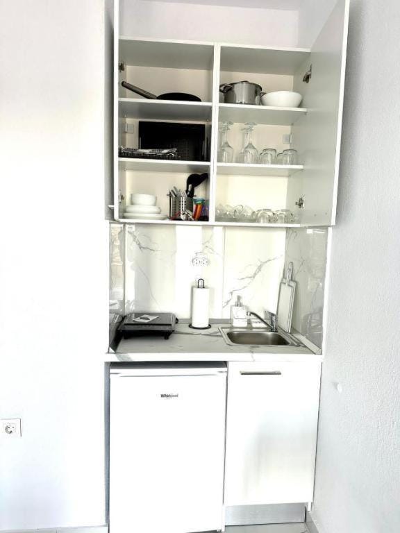 Blue Pearl Studio Apartment in Halkidiki