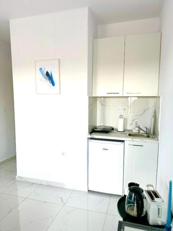 Blue Pearl Studio Apartment in Halkidiki