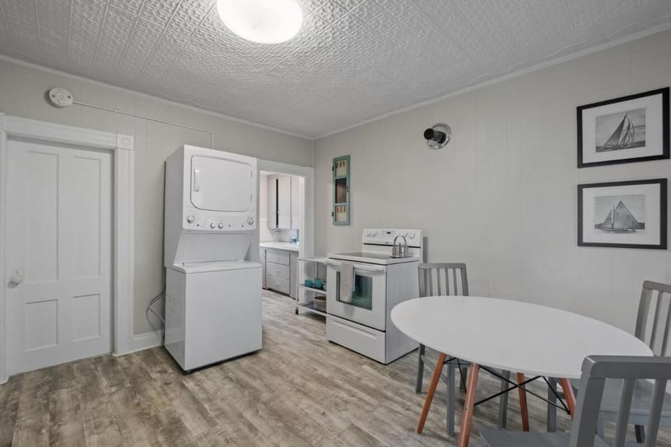 Perfect Size For Short & Mid Term Stays Apartment in Manchester