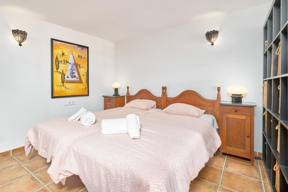 Living room, Bedroom