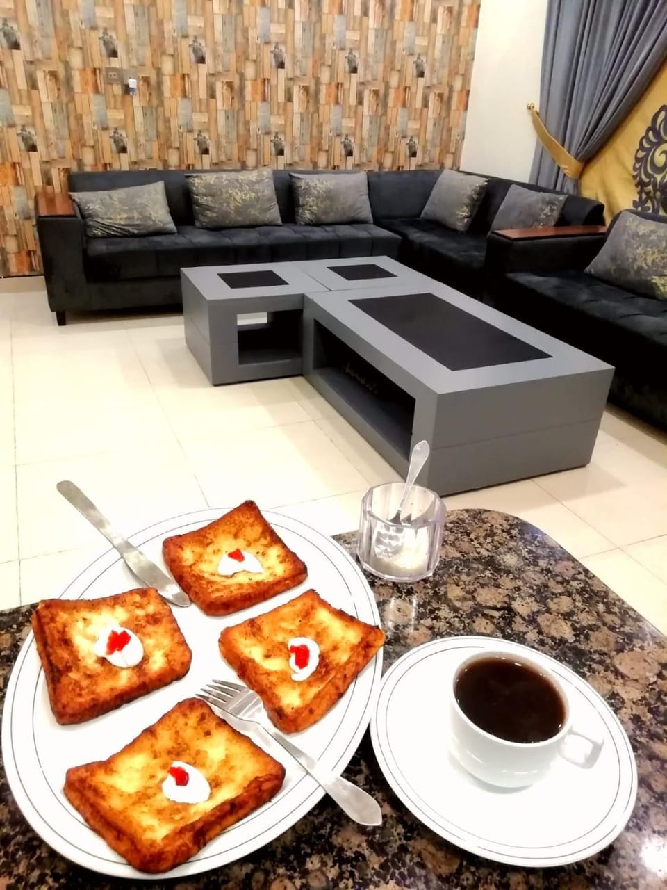 Living room, Food and drinks, Seating area, Food, Breakfast