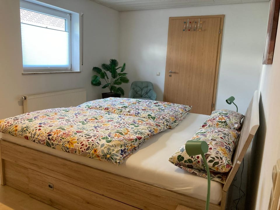 Bed, Bedroom, wardrobe