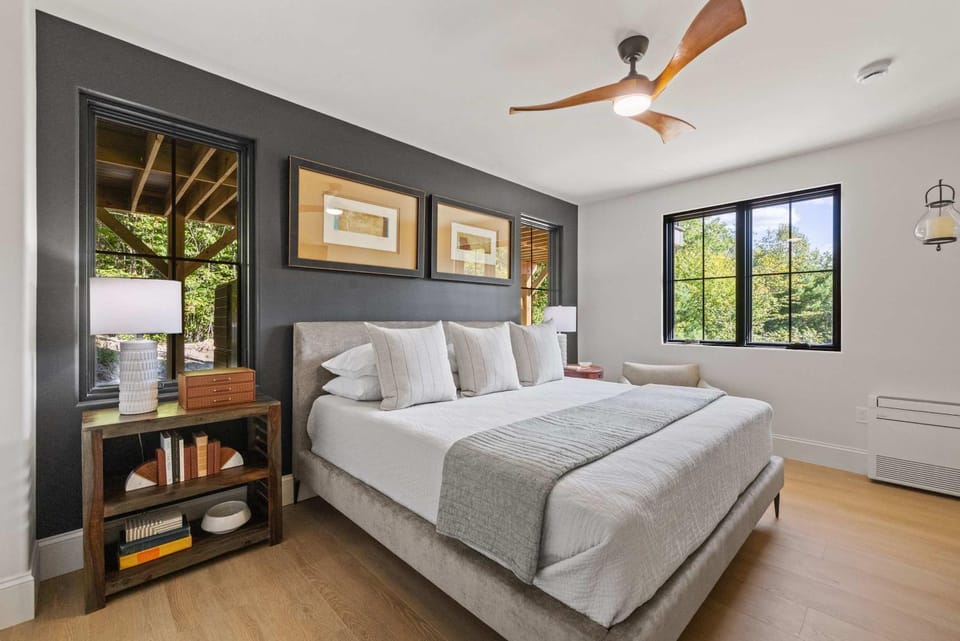 Le Petit Flat - 2 Bed 1 Bath One Level Apartment Apartment in Lake Sunapee