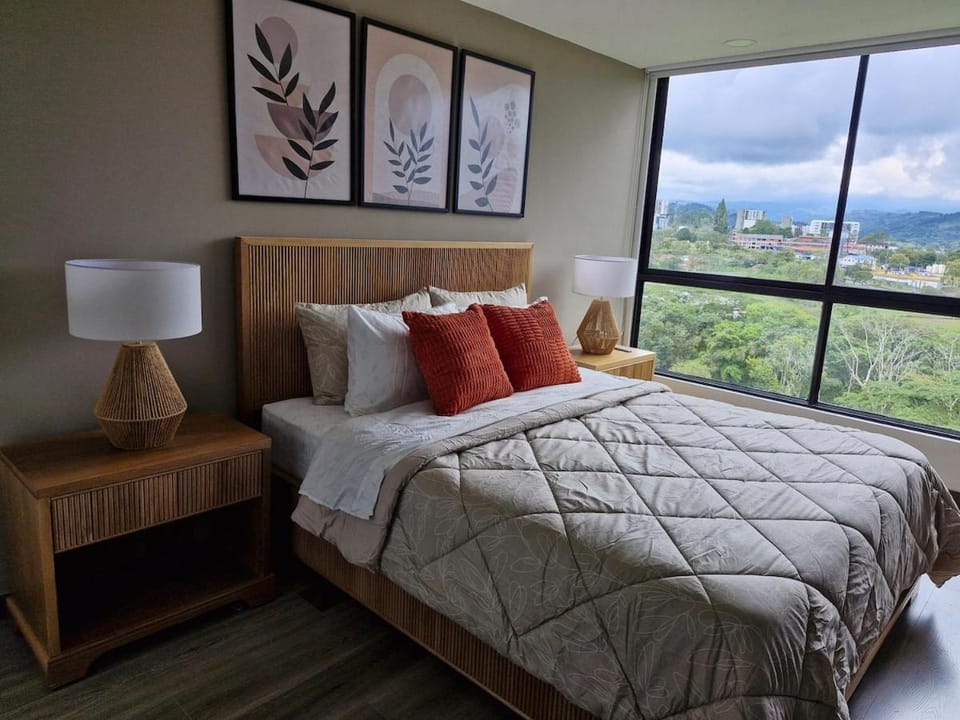 Bed, Natural landscape, Photo of the whole room, Bedroom, Mountain view