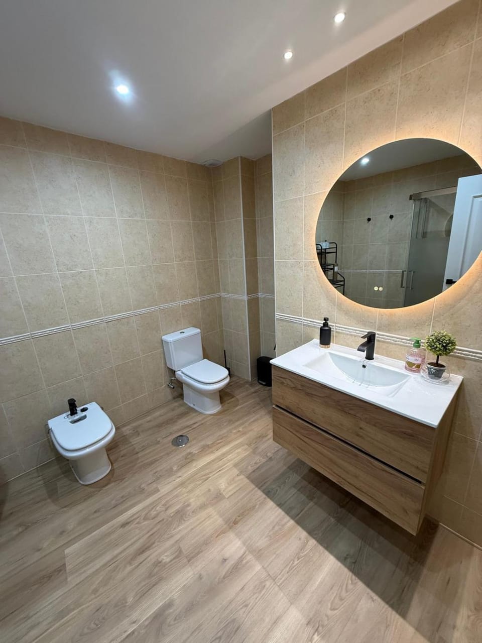 Shower, Toilet, Bathroom, bidet