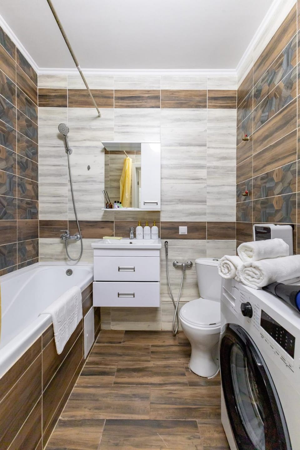 Shower, Toilet, Bathroom, Bath, towels, washing machine, dryer