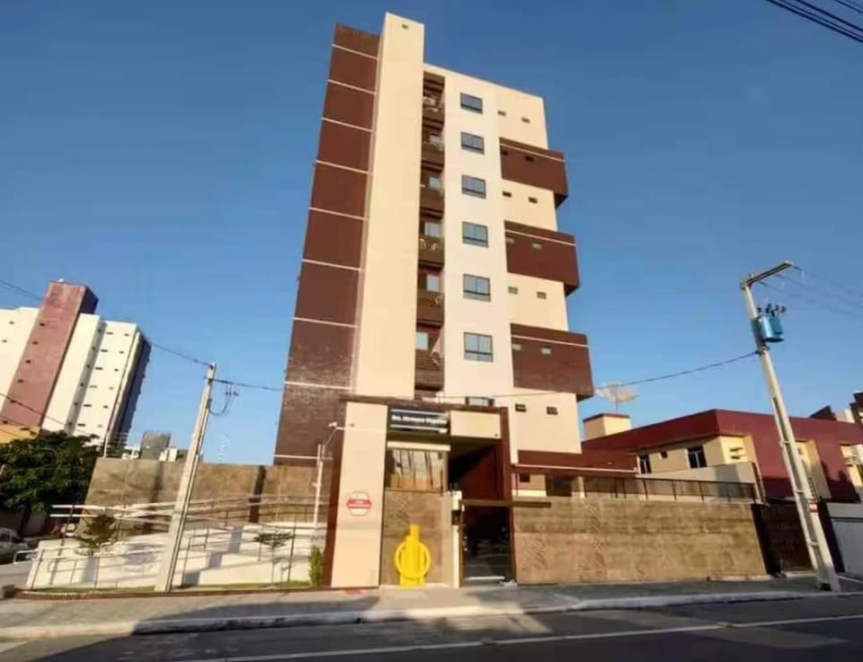 Hermano504 · Moderno flat no Bessa 300mt da praia Apartment in Cabedelo