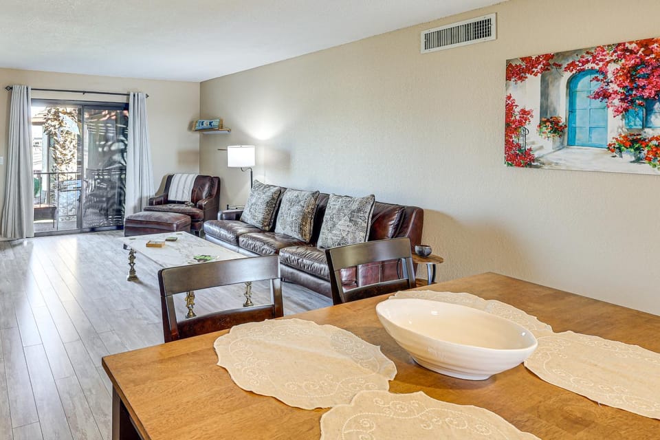 Pool, Lake & Sun! Havasu Hot Spot By London Bridge House in Lake Havasu City