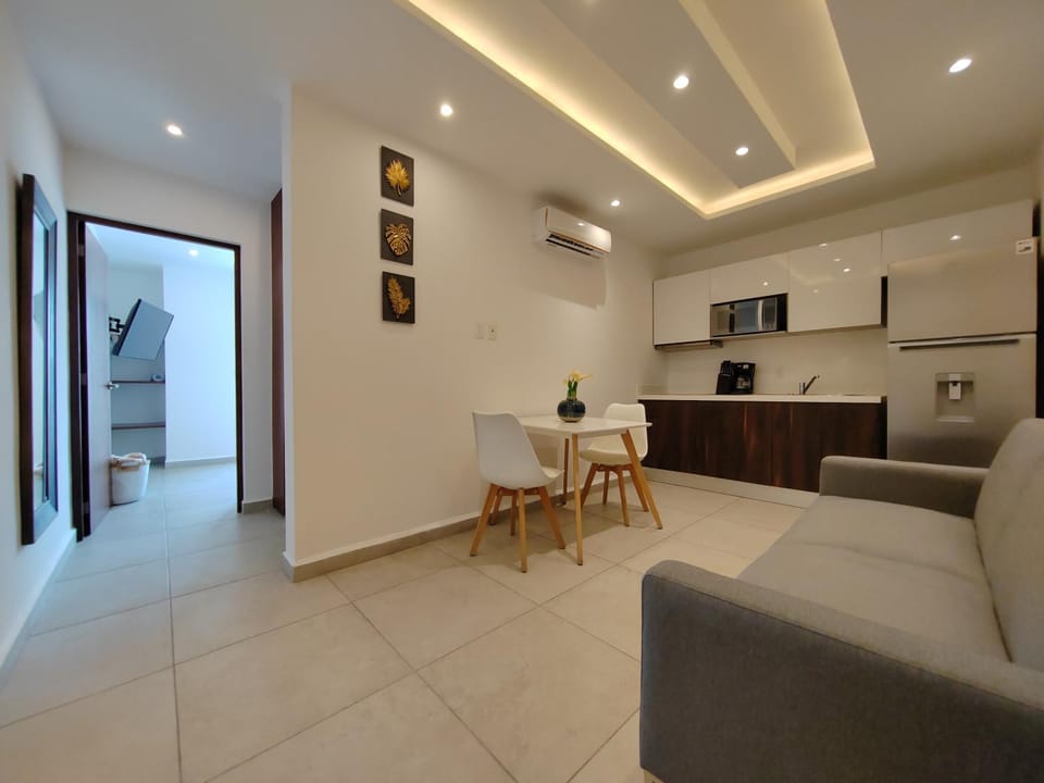 Kitchen or kitchenette, Living room