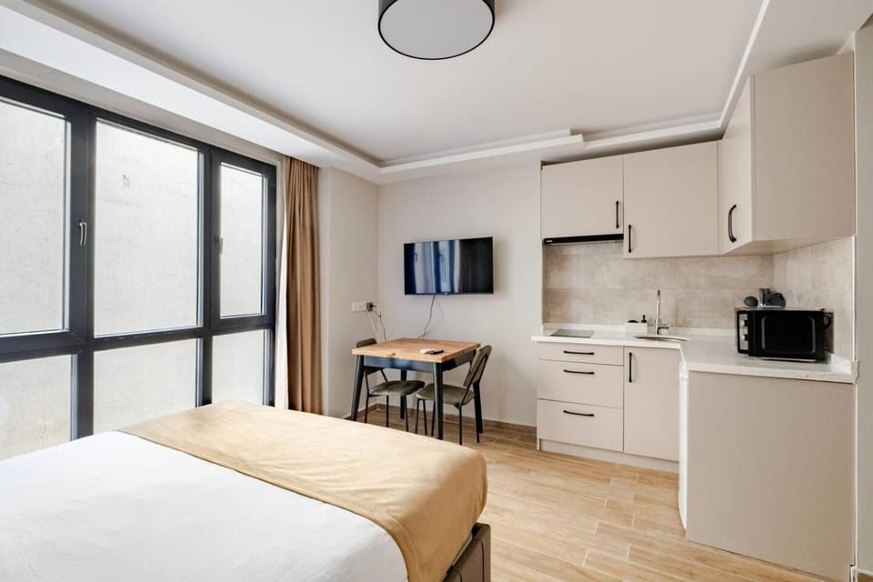 TV and multimedia, Bedroom, kitchen