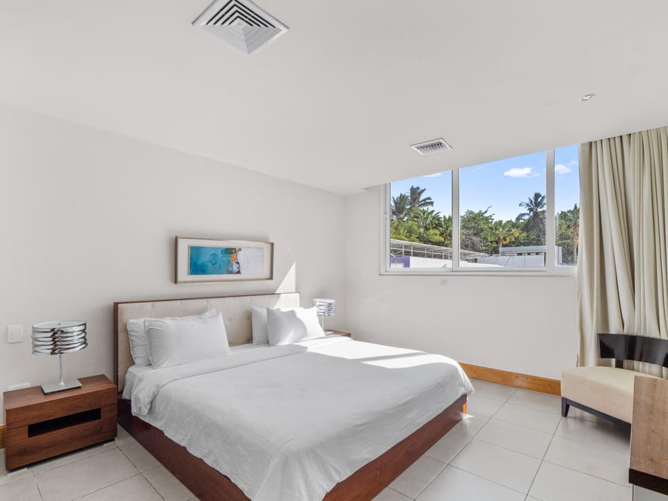 Stay at Ultravioleta Cabarete Beachfront Apartments by EvoKey Apartment in Cabarete
