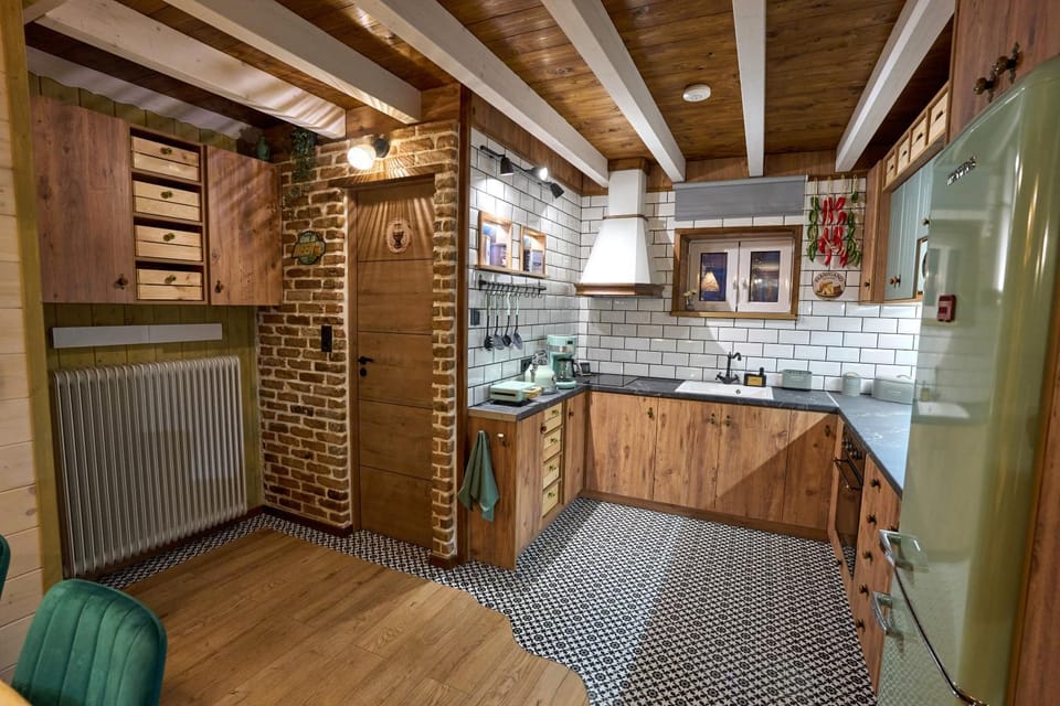 Scandinavian Rustic Apartment in Trikala