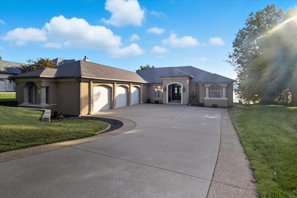 Property building, Spring, Day