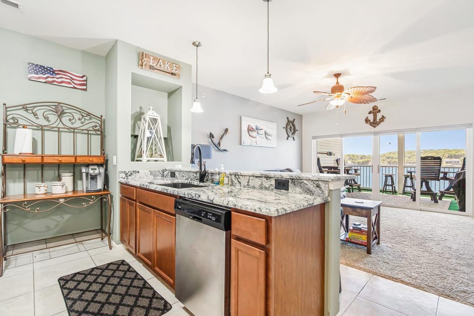 Kitchen or kitchenette, kitchen