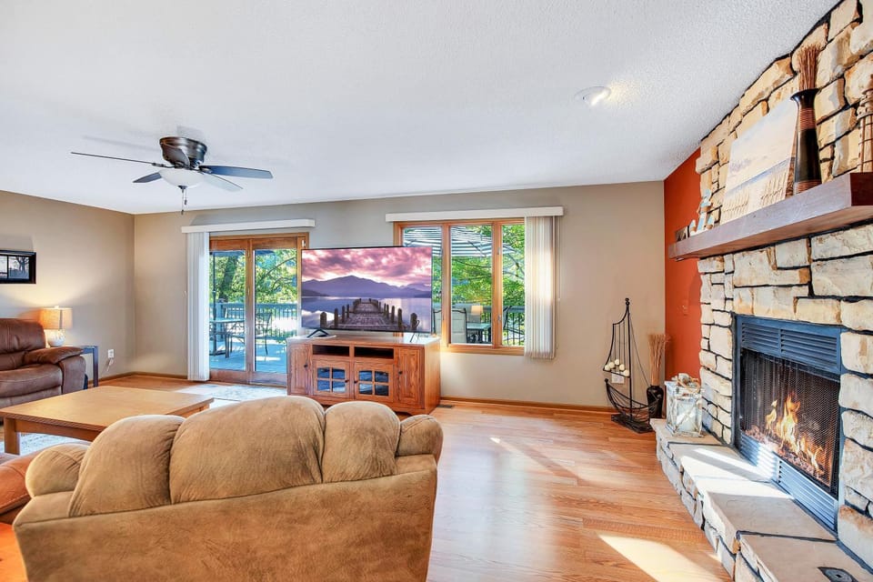 TV and multimedia, Living room, Seating area