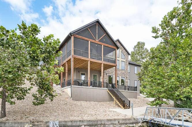 Property building, Day