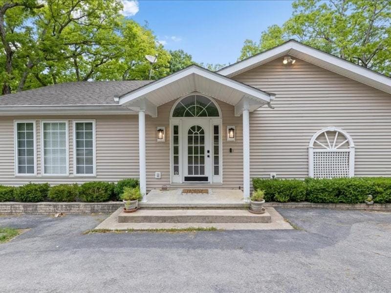 Property building, Day