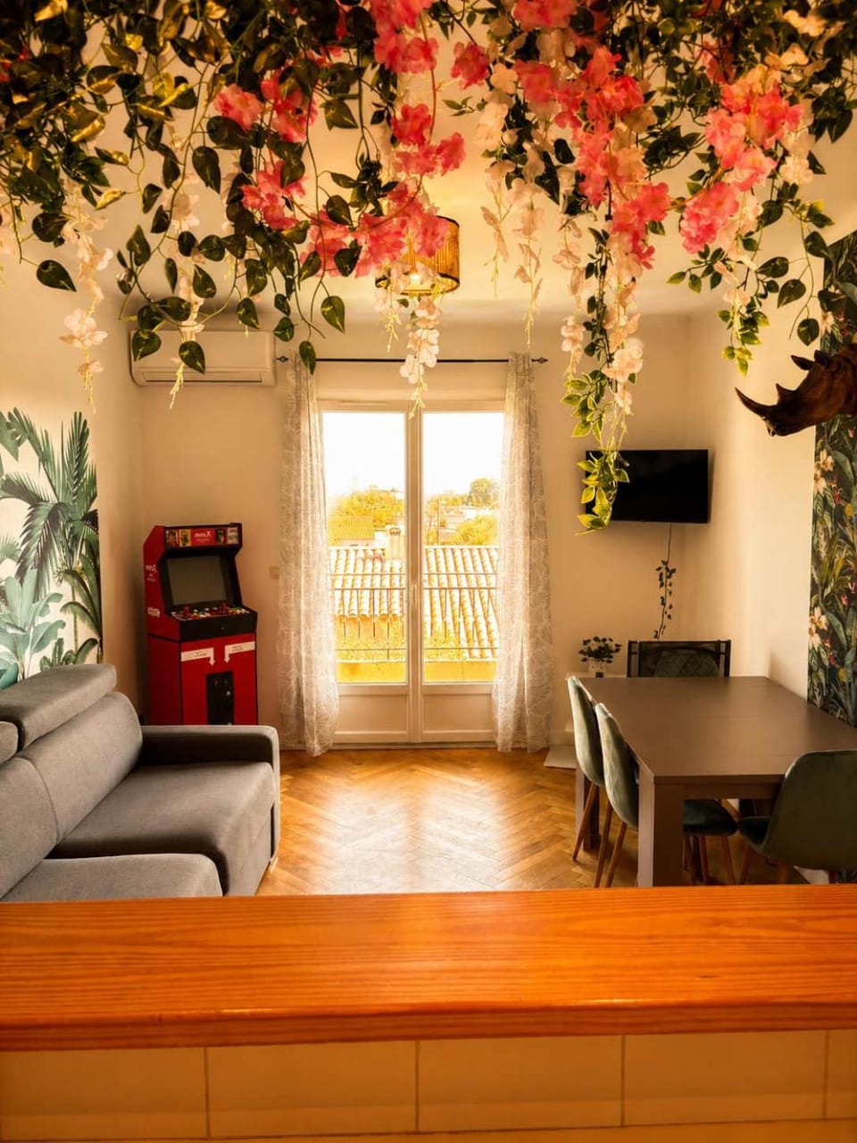 Communal lounge/ TV room, Living room