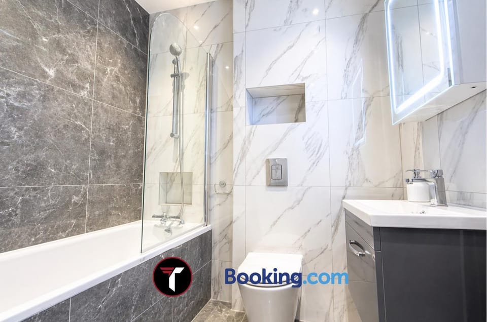 Bathroom, Bath