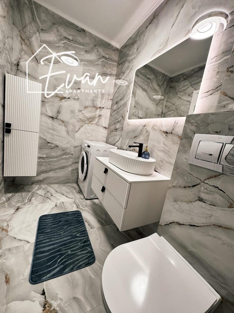 Luxury Park View Apartment by Evan Apartments Apartment in Sibiu