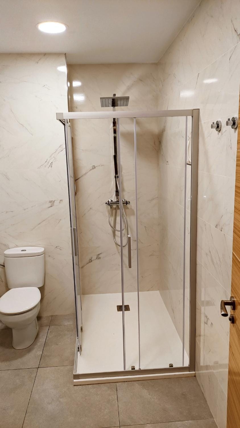 Shower, Toilet, Bathroom