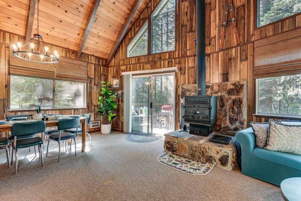 4 Mi to State Park Quiet Escape with Deck in Arnold House in Arnold